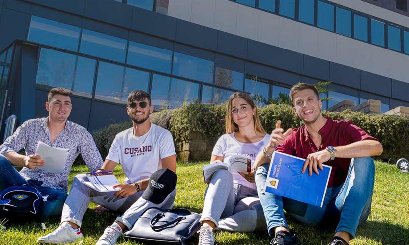 Scegliere la giusta facoltà universitaria a Taranto considerando i propri interessi, obiettivi di carriera, reputazione dell'università, opportunità di lavoro